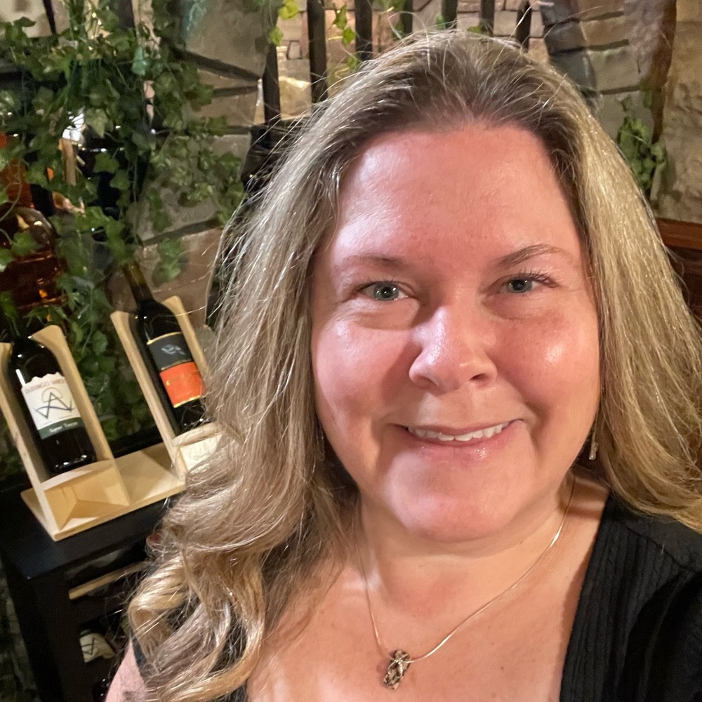 Meet your Posher, Marisa